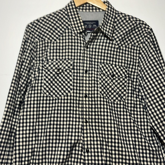 American Eagle button down - Picture 4 of 5